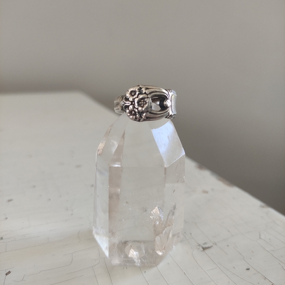 Silverware Ring, Inscribed "Eternally Yours" Size 5 - Picture 8 of 10